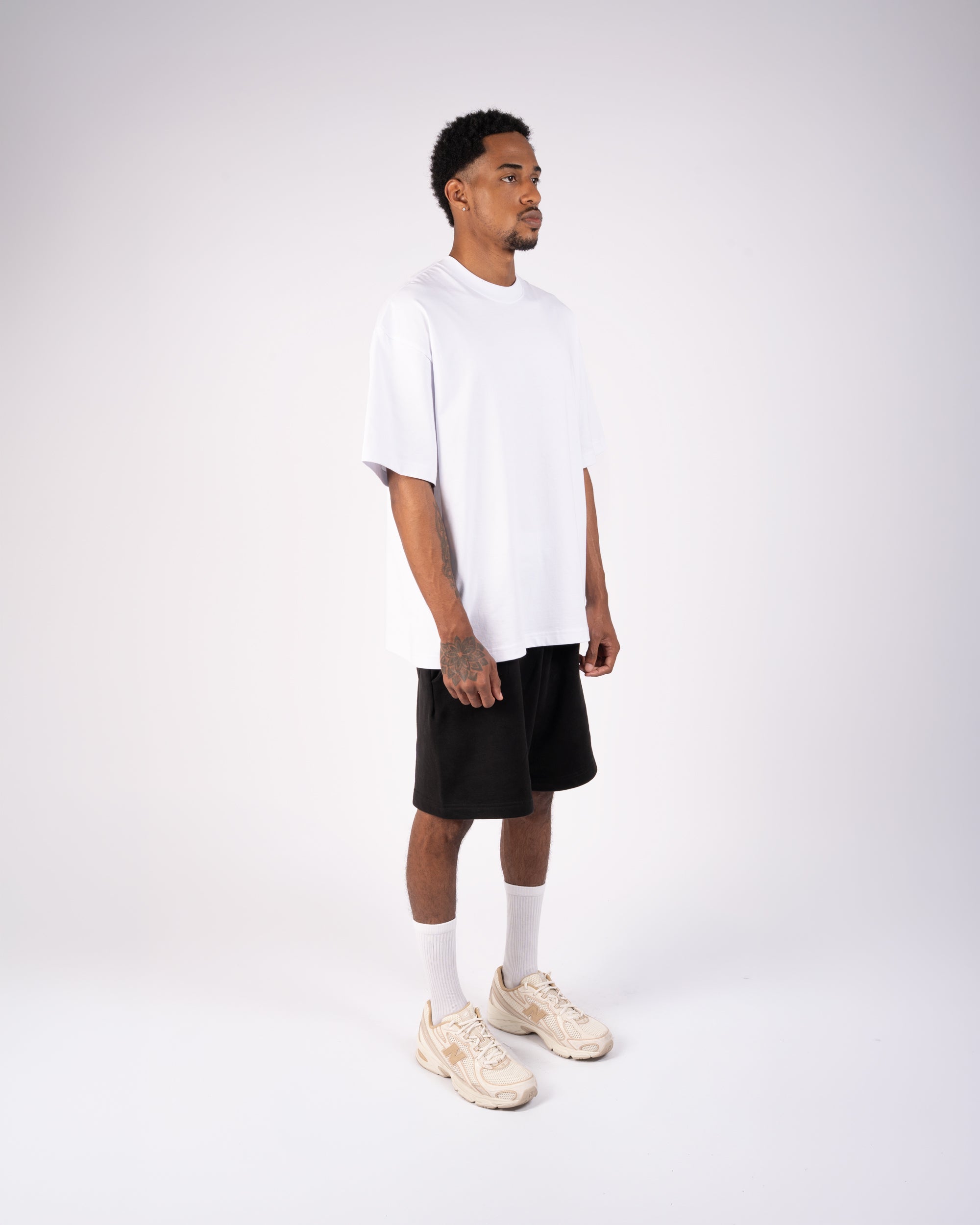 OVERSIZED T-SHIRT 200 GSM - WHITE